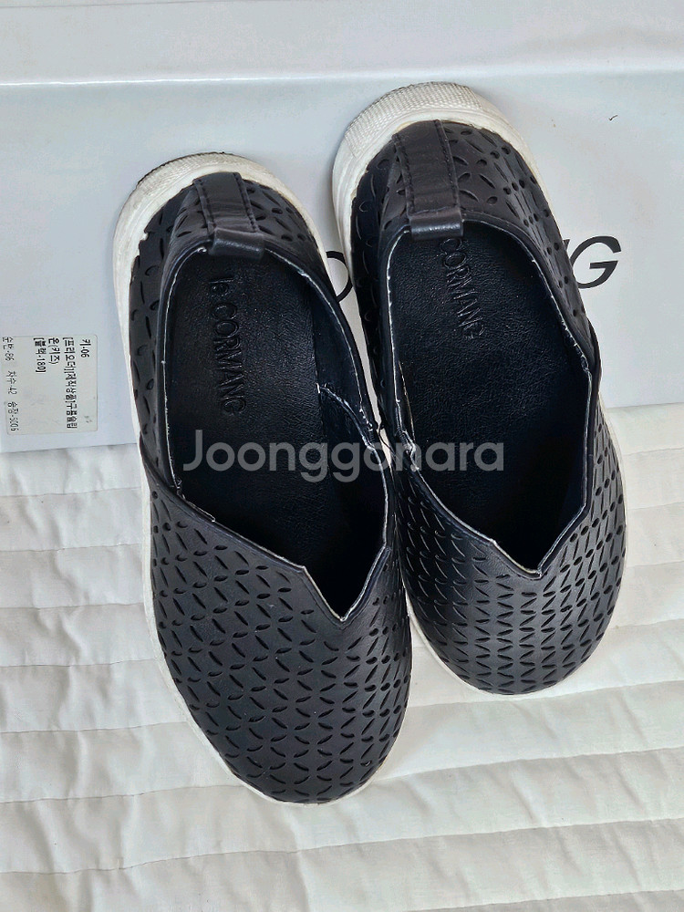르꼬르망 블랙 펀칭 구름슬립온 180mm--4