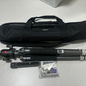 Benro A-228 삼각대 Manfrotto 헤드