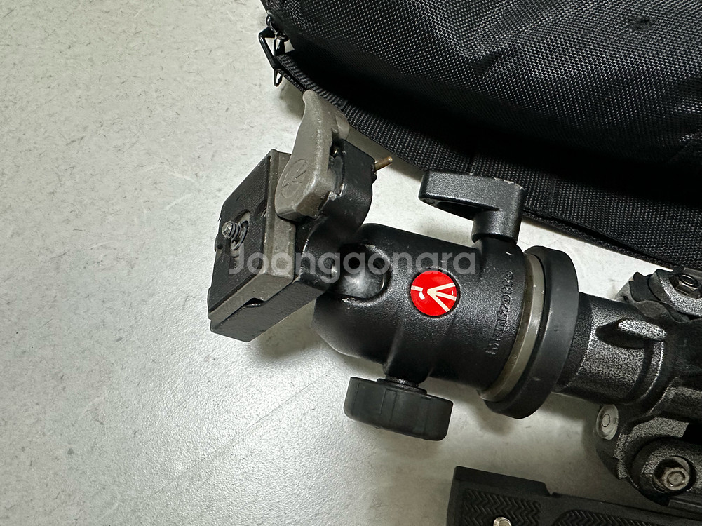 Benro A-228 삼각대 Manfrotto 헤드--1
