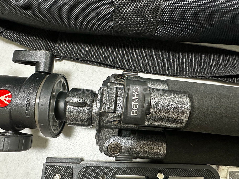 Benro A-228 삼각대 Manfrotto 헤드--2