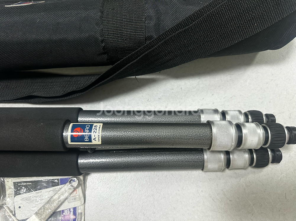 Benro A-228 삼각대 Manfrotto 헤드--3