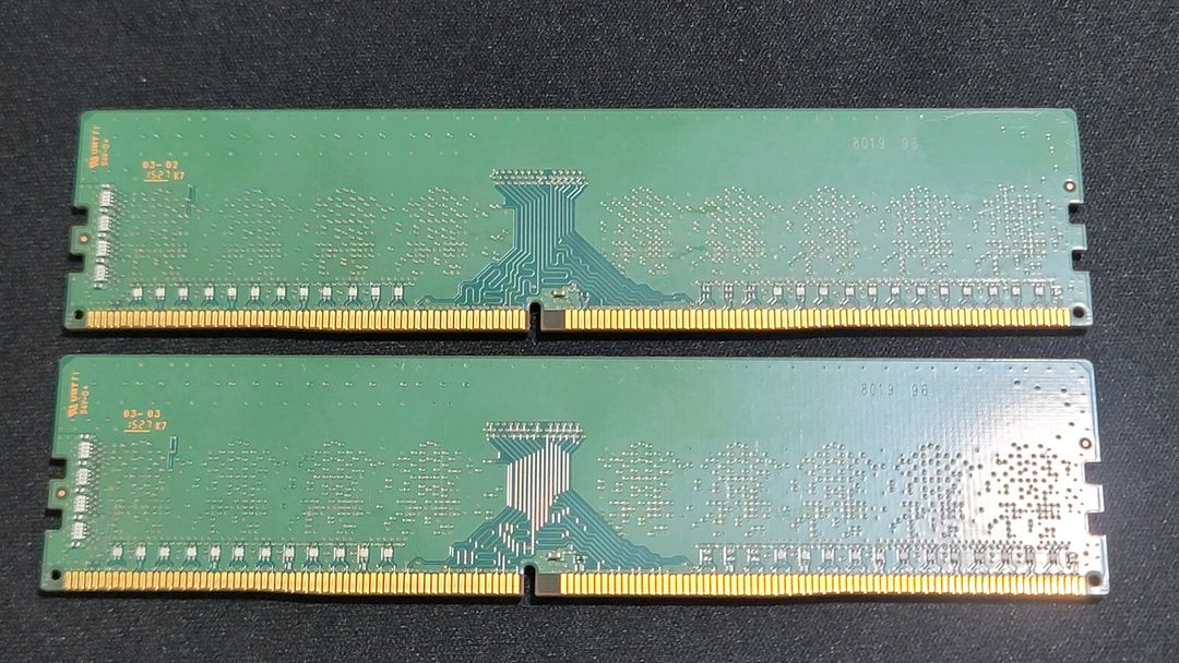 삼성 DDR4 2132 B다이 16G 2장,8G 2장--5