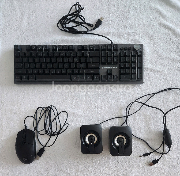 24인치 led 모니터, 게이밍 헤드셋 키보드 마우스,--1