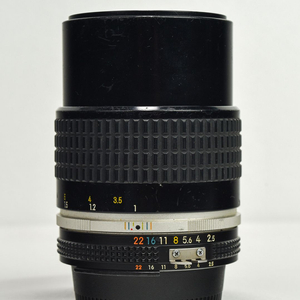 니콘 MF 105mm F2.5 AI-S 수동렌즈
