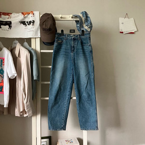 플랙진 크롭 테이퍼드 데님 (26)