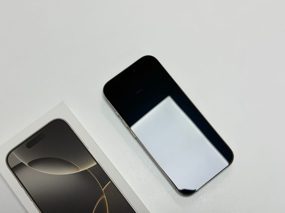 아이폰16프로 홍콩판 물리 듀얼심 카메라 무음--1