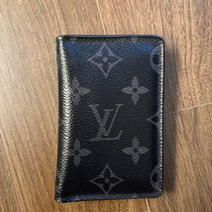 루이비통 반지갑