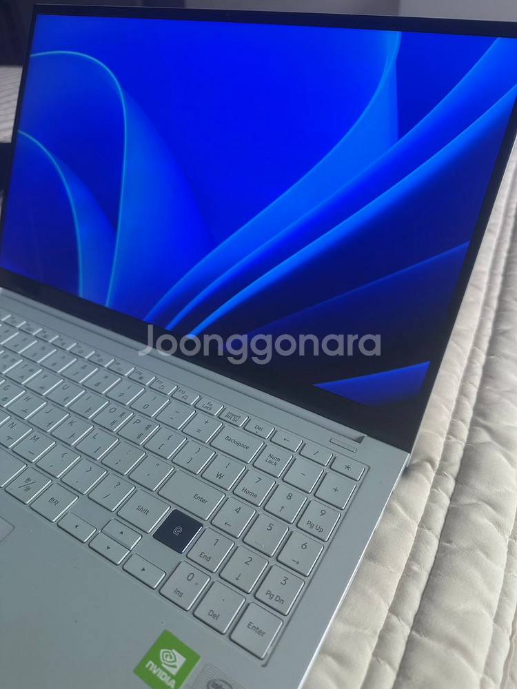 갤럭시북 이온1 15인치 NT950XCJ-K58--1