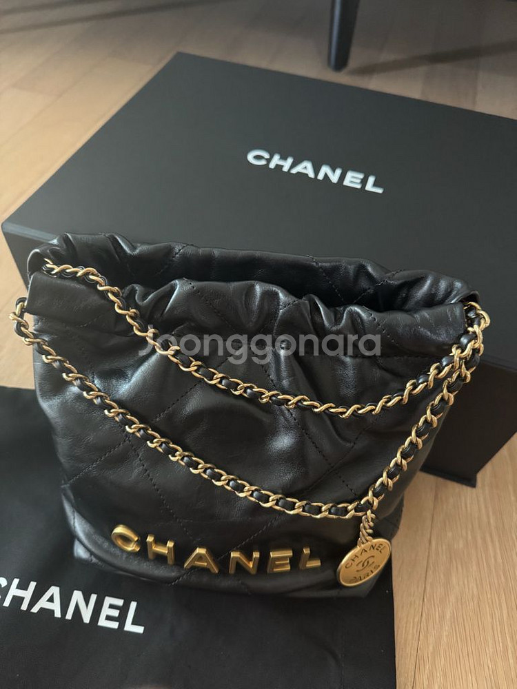 샤넬 22백 팝니다.--0