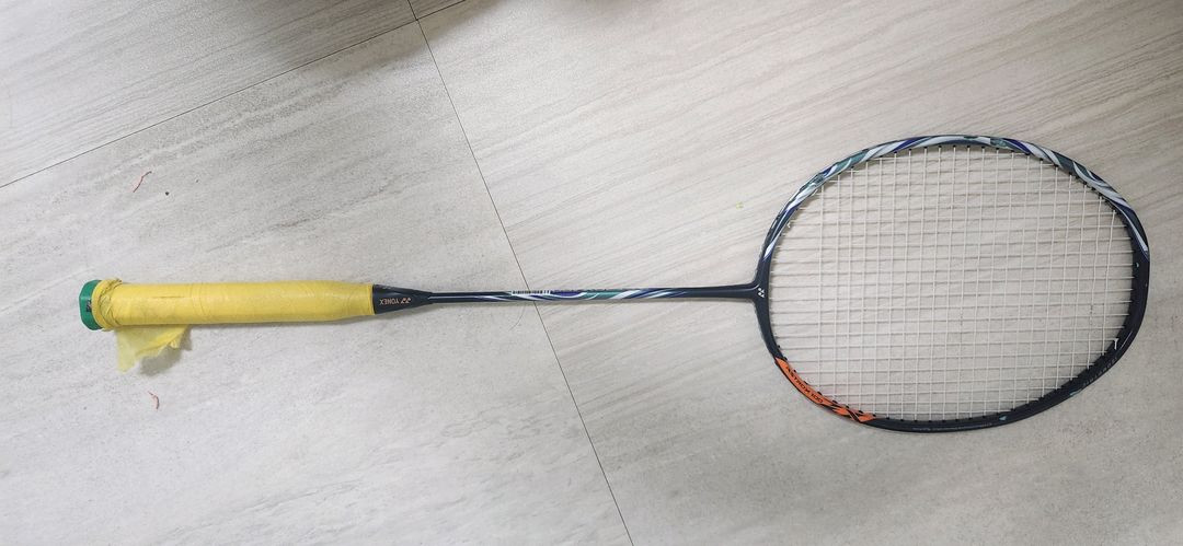 배드민턴 라켓 요넥스 아스트록스100zx 2자루--1