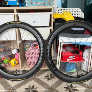 아비아브 아데온 네오