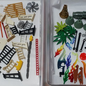 레고 부품(대문,구조물,계단기타)