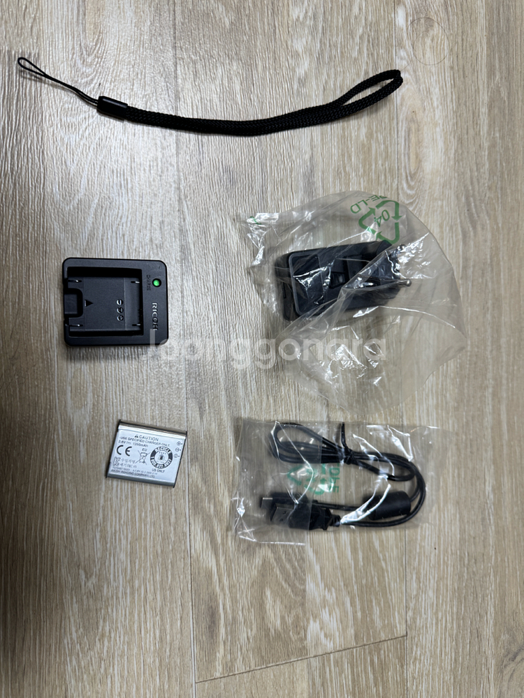 리코 GR III HDF 풀박스 및 충전기+배터리 포함--1