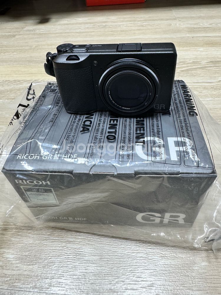 리코 GR III HDF 풀박스 및 충전기+배터리 포함--0