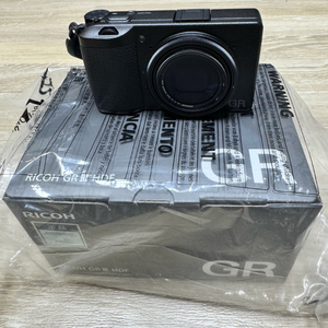 리코 GR III HDF 풀박스 및 충전기+배터리 포함