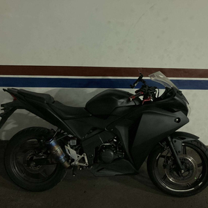 cbr 125 12년식