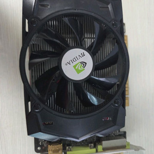 집에서 사용하던 컴퓨터 그래픽카드 팝니다