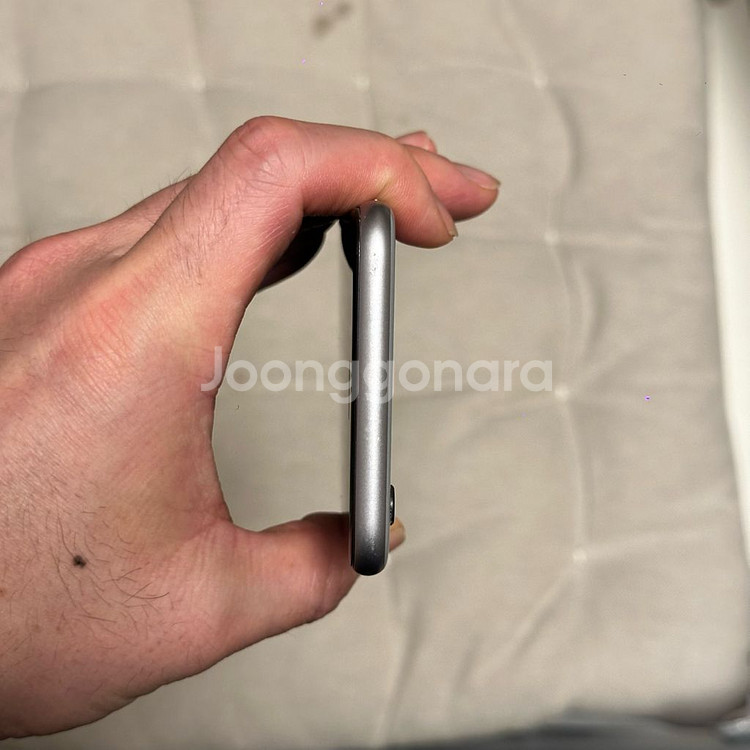 아이폰 6s 블랙 32G 판매합니다--5