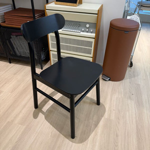 IKEA 뢴닝에 원목 의자 블랙