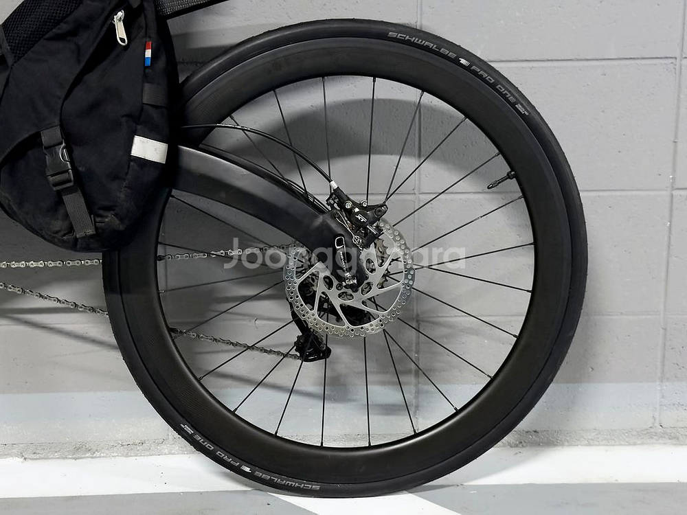 M5 카본 리컴번트 판매합니다.--1