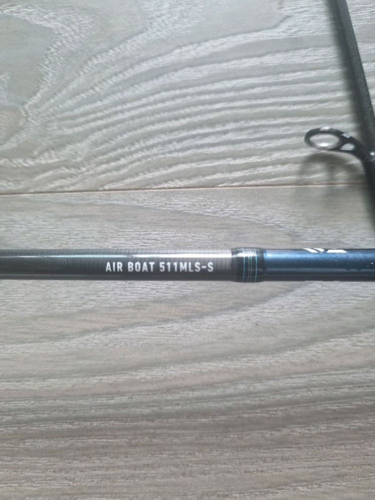 에메랄다스 에어보트511, 스토이스트st 83m smt 이미지