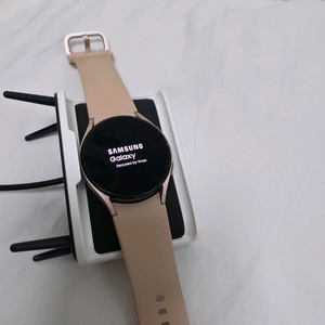 갤럭시 워치4 40mm 핑크골드