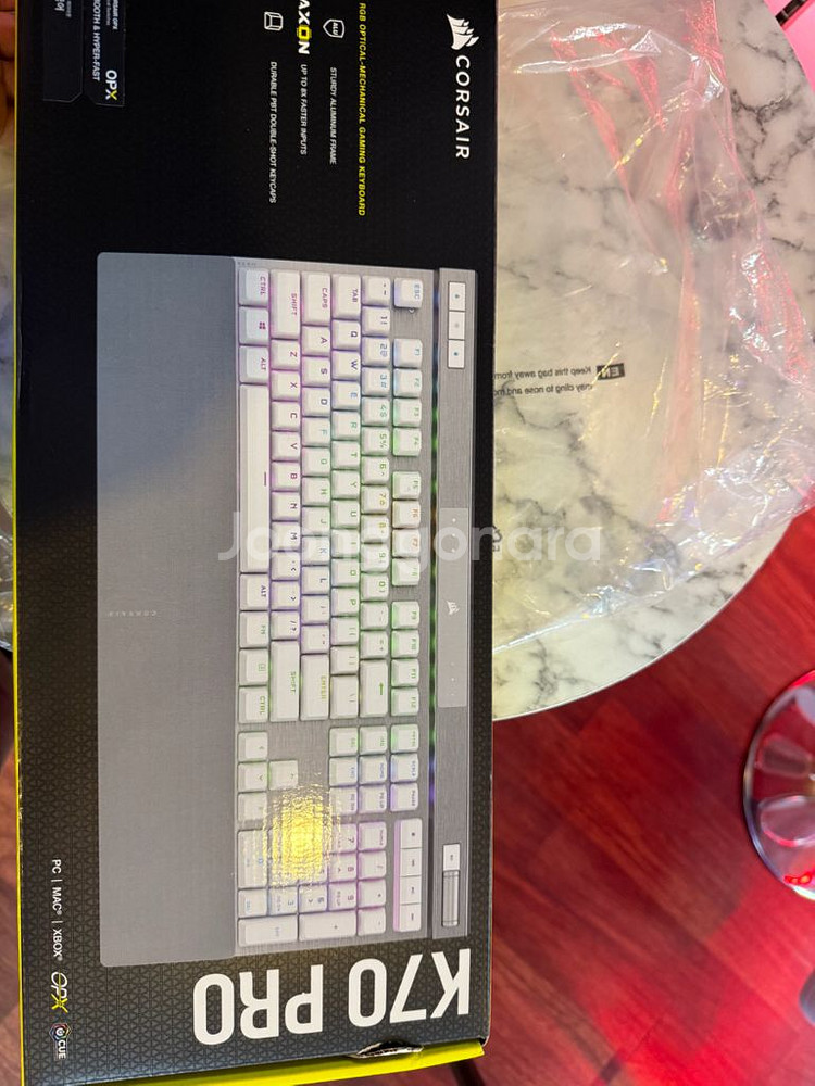 커세어 K70 PRO OPX 화이트--1