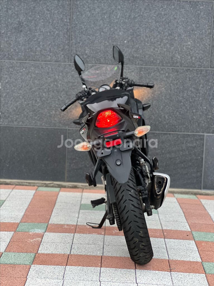 16년식 혼다 CBR125--3