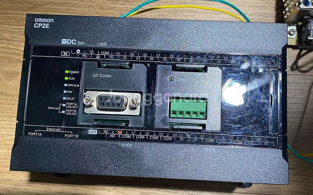 OMRON CP2E PLC--2