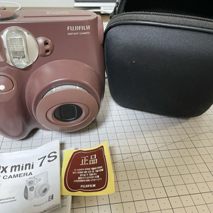 인스탁스 미니 7s 초코색