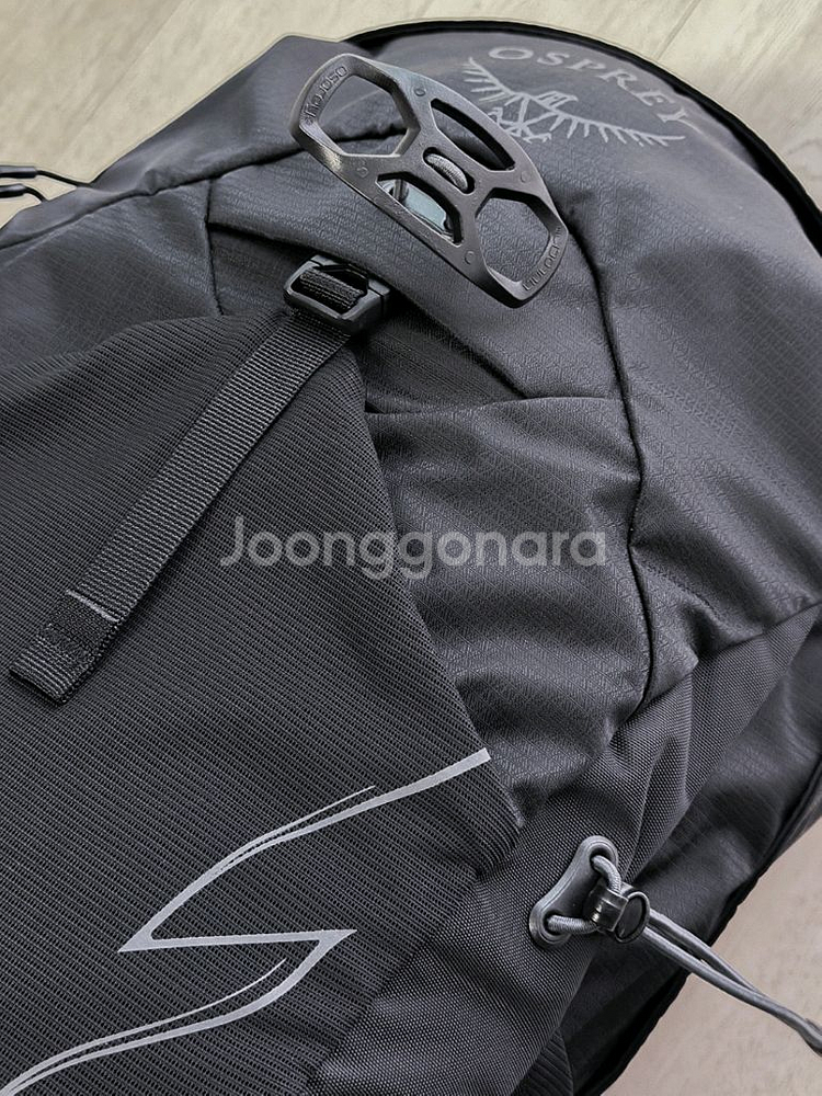 오스프리 템페스트 20L--3
