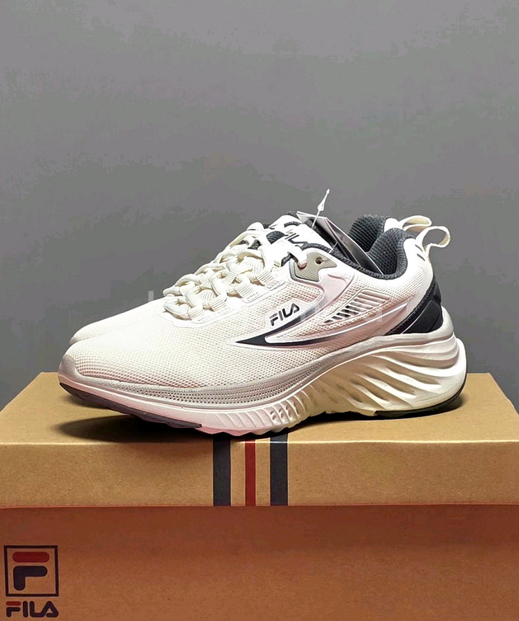 FILA 초경량 운동화 230 [새상품]--3