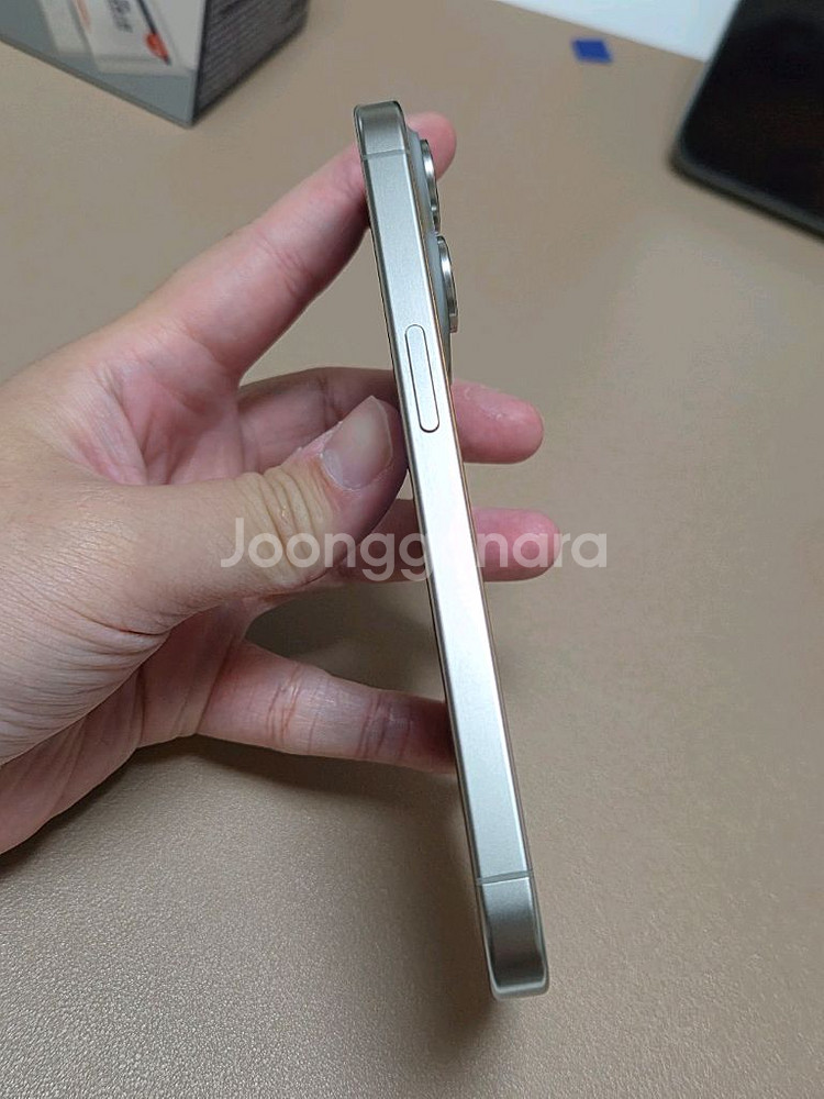 아이폰15pro 내추럴 128GB--3