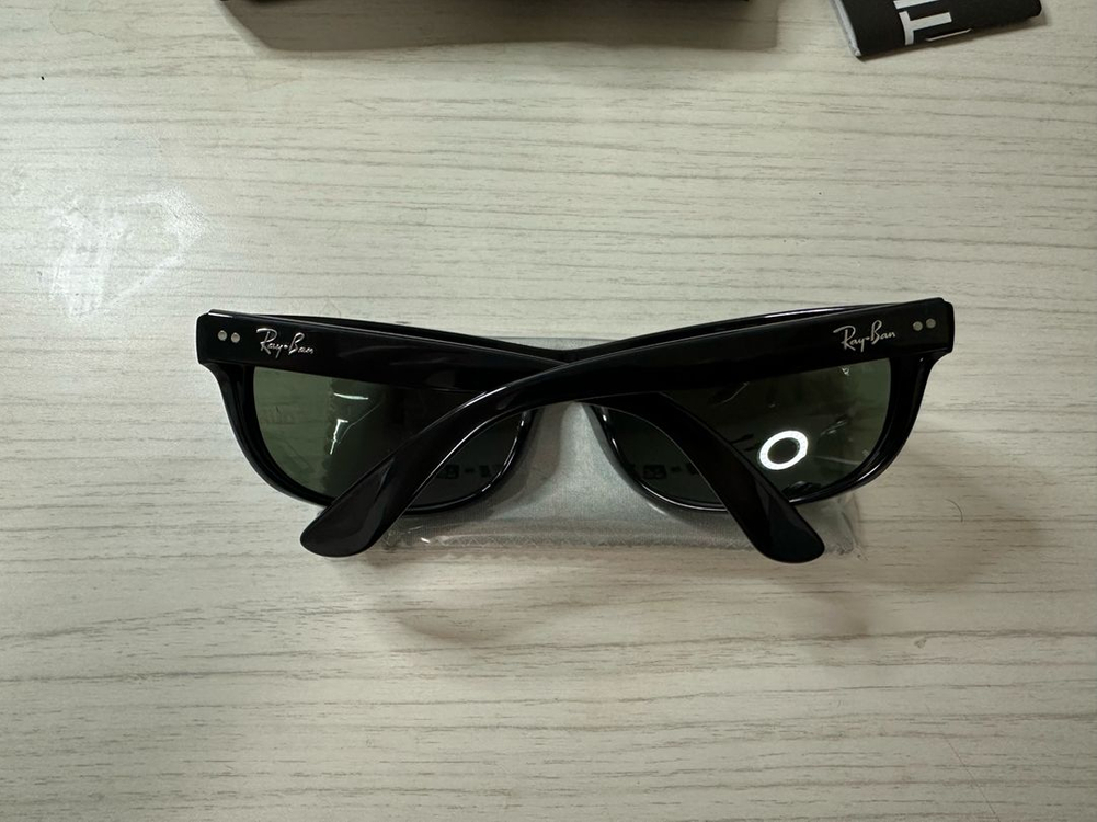 레이밴 발로라마 선글라스--1