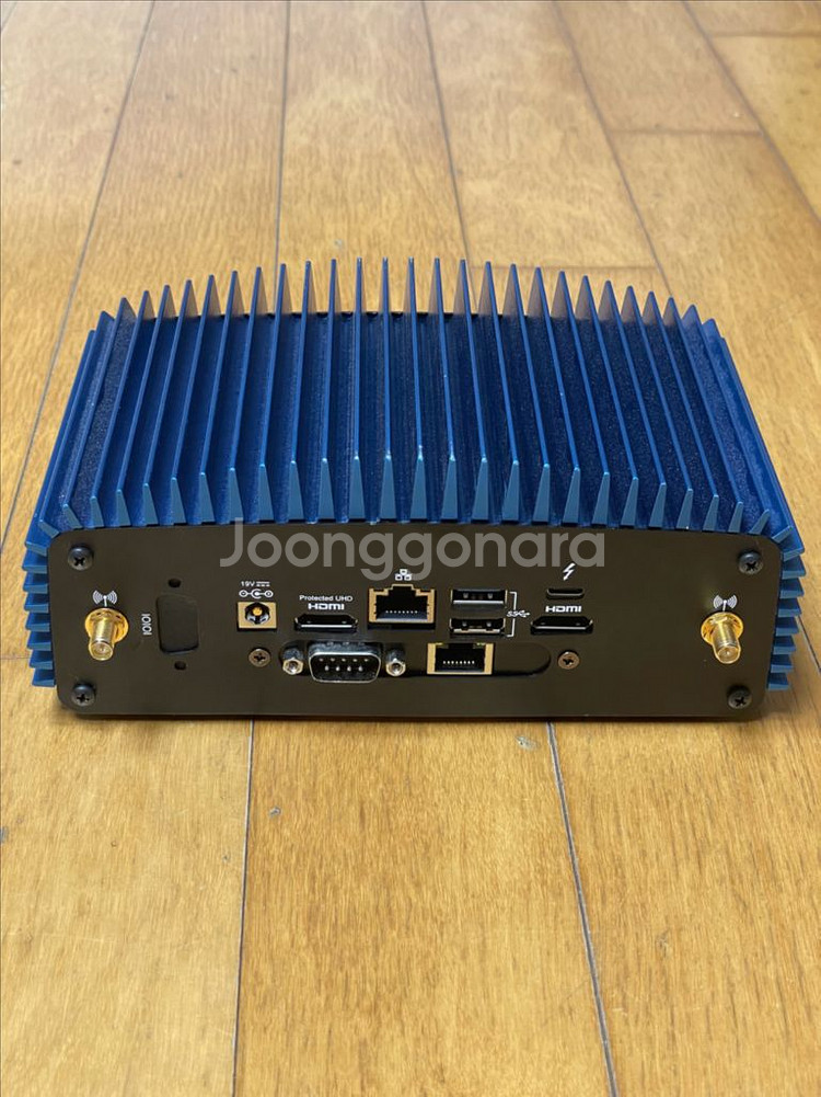 인텔 누크 미니 pc 무소음 NUC8 v5 PNF--1
