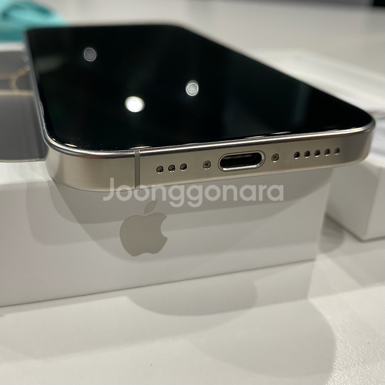 아이폰 16 Pro 128GB 내추럴 티타늄(정상해지)--2