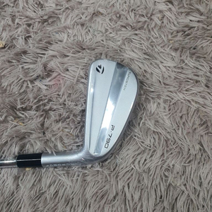 테일러메이드 p790 2023년 7번아이언새제품