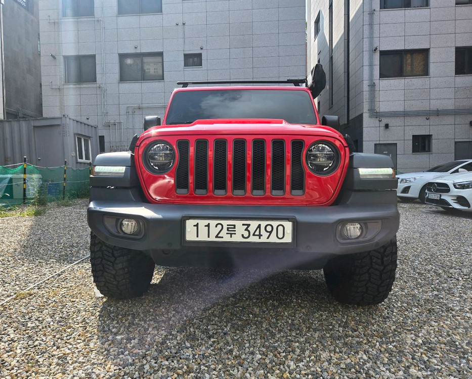 랭글러 JL 4도어 2.0 터보 4WD 루비콘 파워탑 이미지