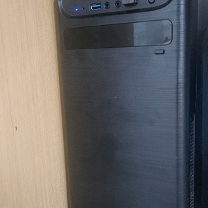 본체 i5 9400f, 1660, 32g