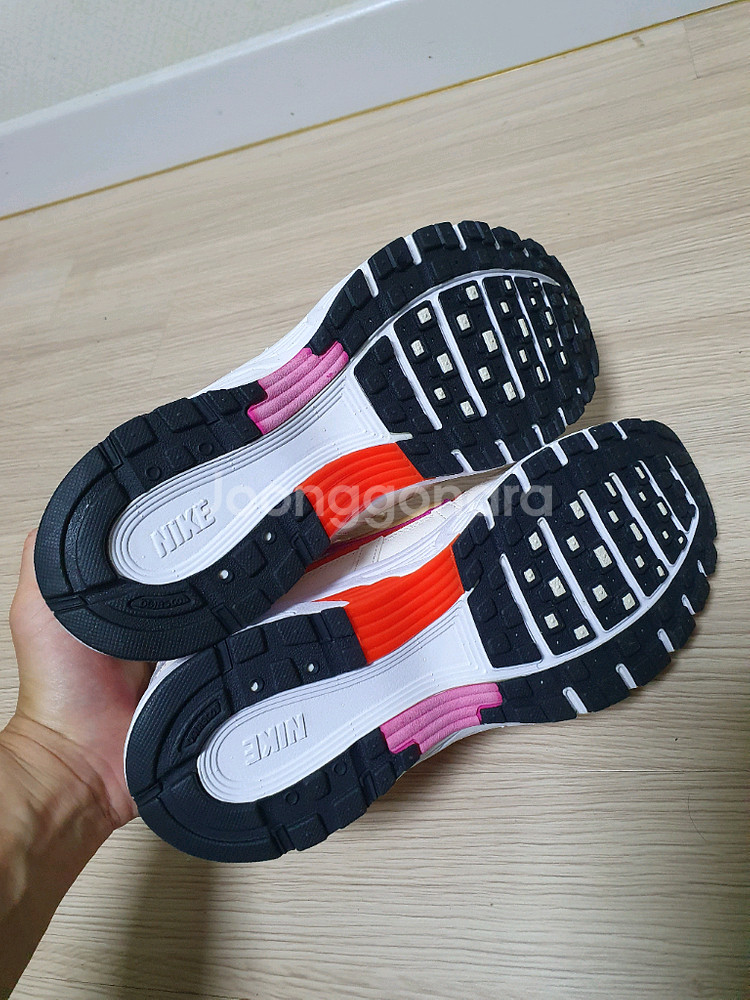 나이키 P6000 ESS 운동화 260--6