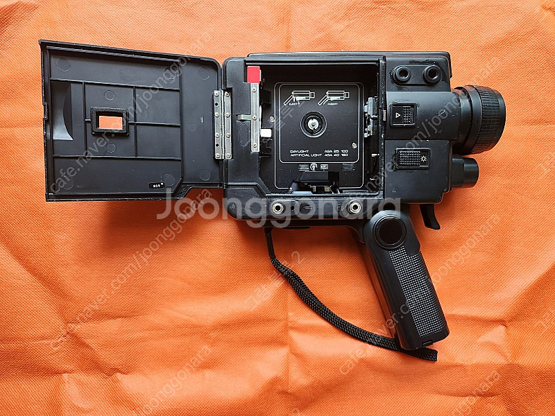 치논 8미리 영화 카메라--2