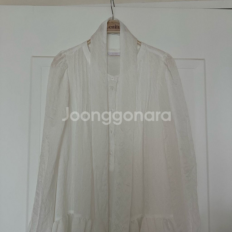 르니나 나오미 핀턱 셔링드레스 원피스 화이트--3