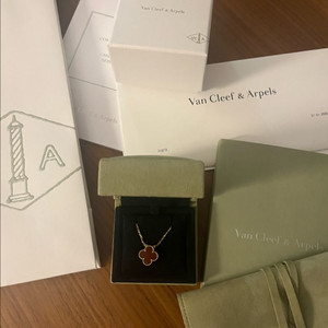 (반클리프 목걸이) 빈티지 알함브라 펜던트 커넬리언