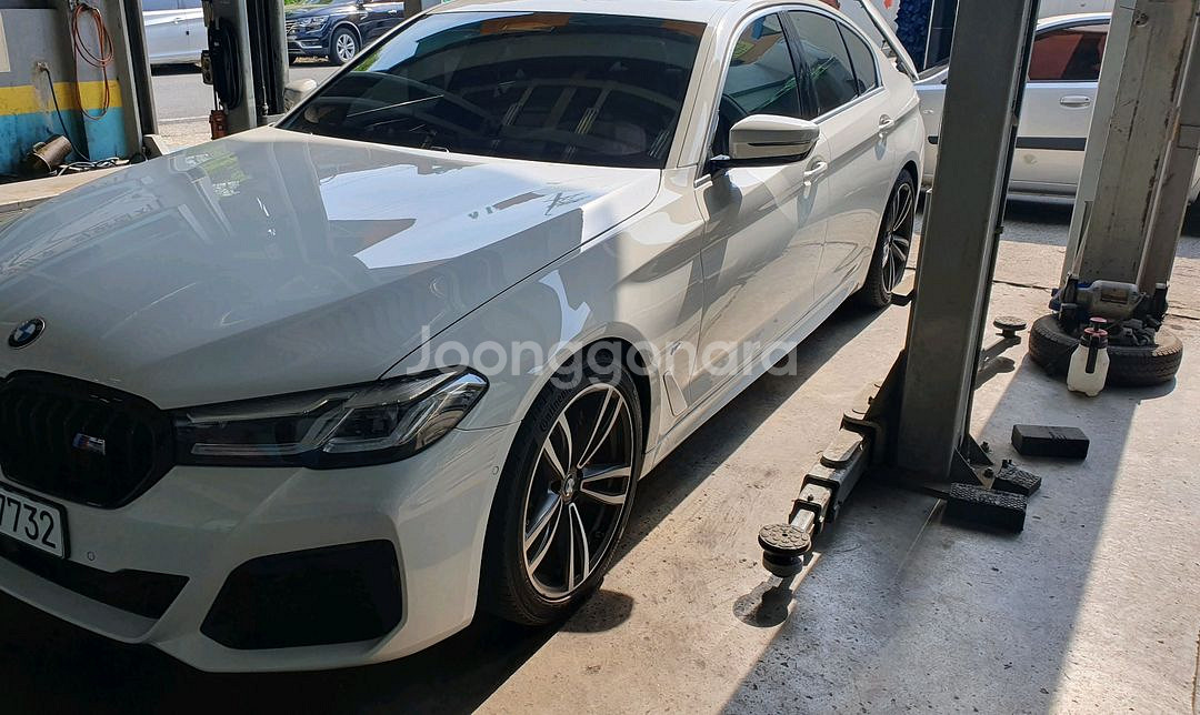 BMW g30 순정 캘리퍼.드럼 520i--4