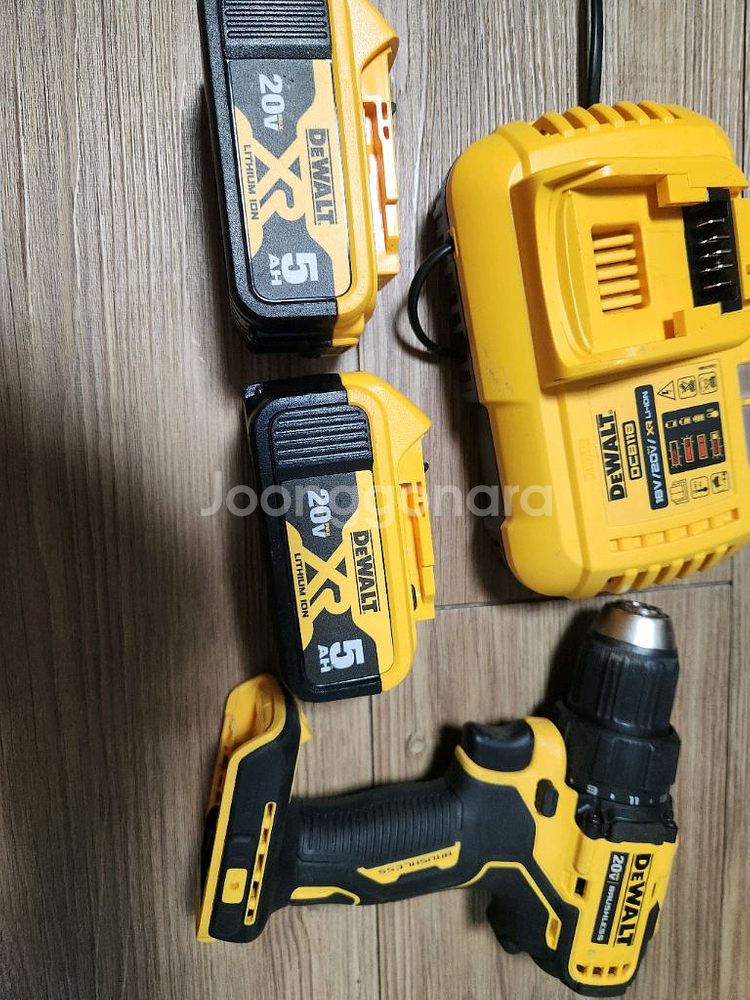디월트dcd708 드릴셋트--0