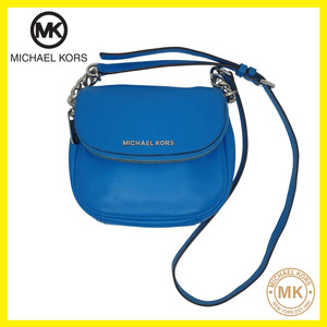 마이클코어스 베드포드 플랩 크로스바디 백 섬머블루