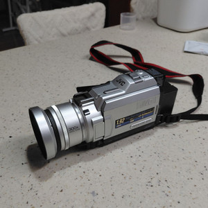 JVC 캠코더 DV2000