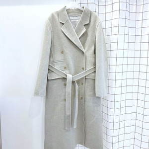 드베이스까레 울90% 핸드메이드코트