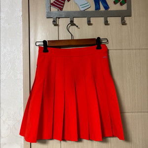 제이린드버그 플리츠치마