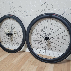CRD351 카본 휠셋 팝니다